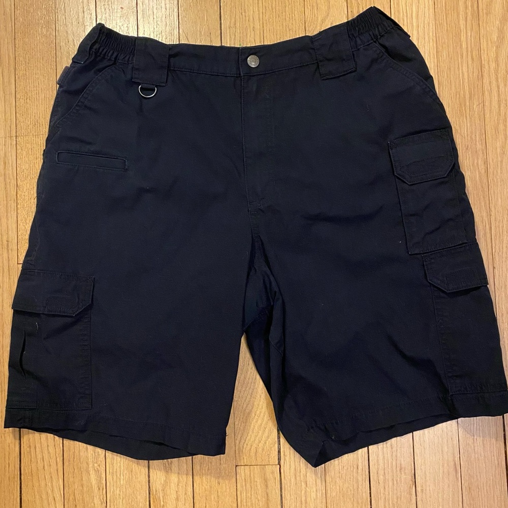5.11 Tactical Cargo Shorts Men's 36 Gorpcore Workwear Utility Outdoor Black 10”